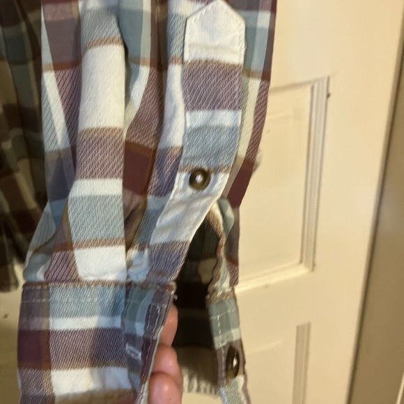 Carhartt Ladies Button-Down Shirt - Picture 6 of 8